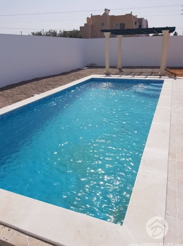 Réception : Piscine Gecheine -                            بيع
                           Notre Chantiers Djerba